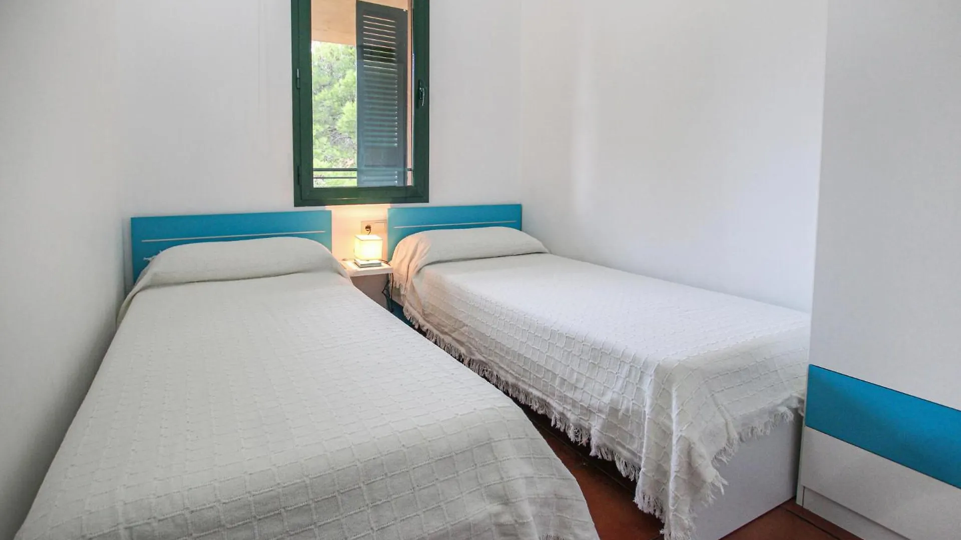 3 Bedroom Lovely Apartment In Lametlla De Mar L'Ametlla de Mar